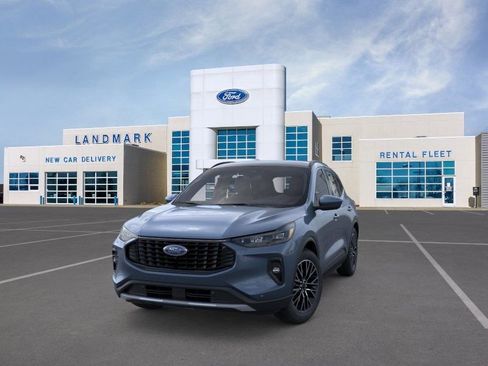 New 2026 Ford Escape SE w/ PHEV Premium Package image 2