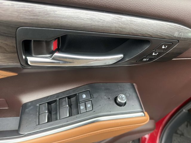 Certified 2021 Toyota Highlander Platinum FWD image 8