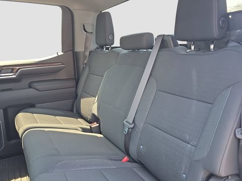 Used 2023 Chevrolet Silverado 1500 LT RWD image 12