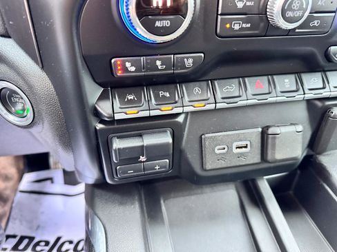 Used 2020 GMC Sierra 1500 AT4 w/ Technology Package image 34