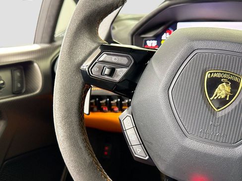 Used 2023 Lamborghini Huracan Tecnica RWD image 24