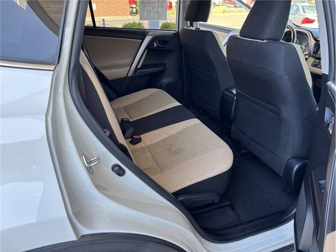 Used 2017 Toyota RAV4 XLE w/ Carpet Mat Package AWD/4WD image 13