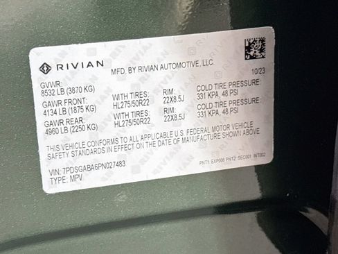 Used 2023 Rivian R1S Adventure AWD/4WD image 38