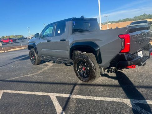 Certified 2024 Toyota Tacoma TRD Pro AWD/4WD image 39