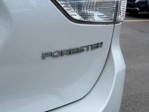 Certified 2021 Subaru Forester Premium AWD/4WD image 18