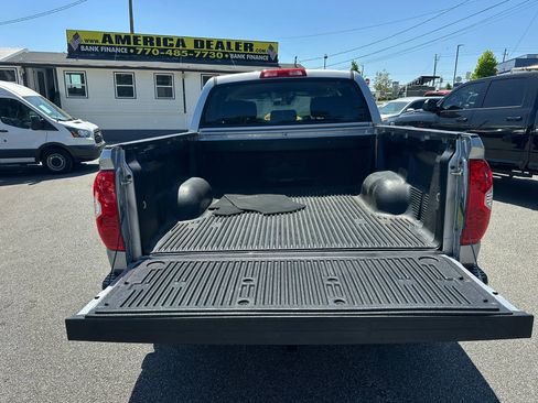 Used 2018 Toyota Tundra SR5 RWD image 16