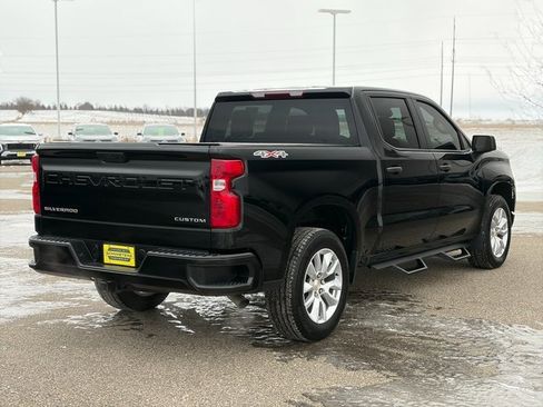 Used 2024 Chevrolet Silverado 1500 Custom image 6