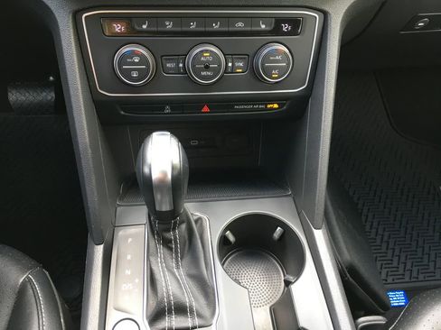 Used 2021 Volkswagen Atlas SE AWD/4WD image 18