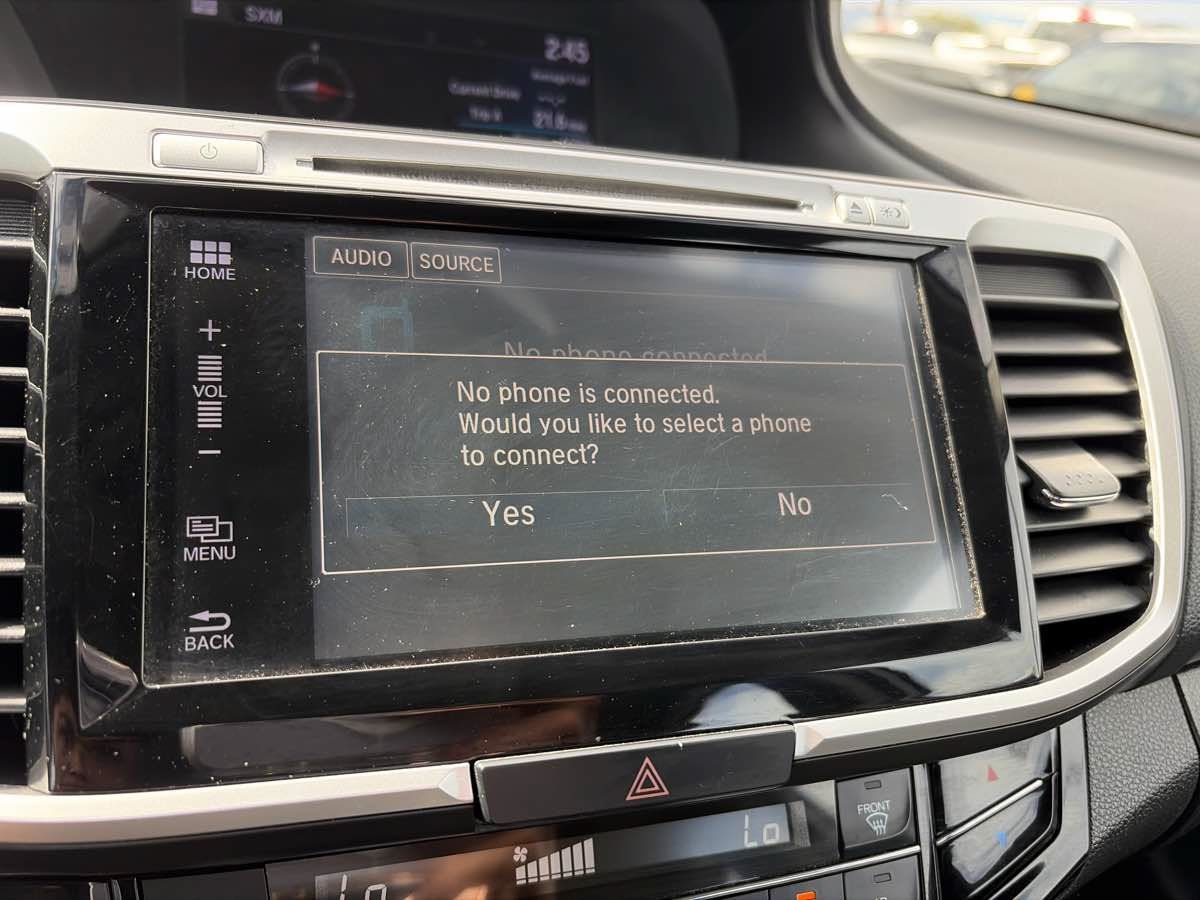 Used 2017 Honda Accord EX-L image 39