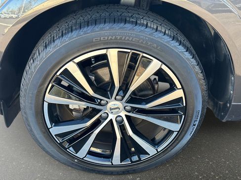 Certified 2023 Volvo XC60 B5 Plus w/ Climate Package image 10