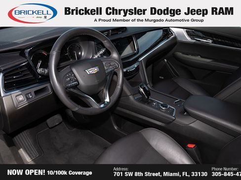 Used 2025 Cadillac XT6 Premium Luxury image 14
