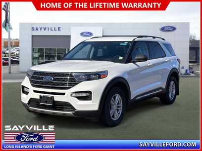 Certified 2022 Ford Explorer XLT w/ Equipment Group 202A