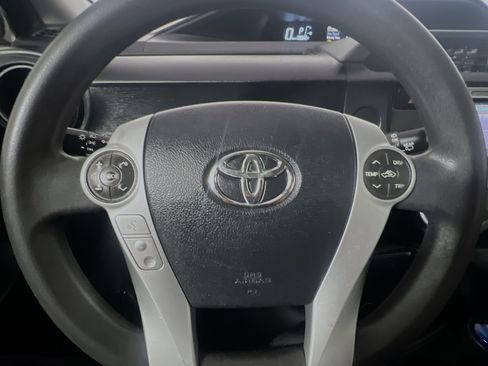 Used 2015 Toyota Prius C One FWD image 18