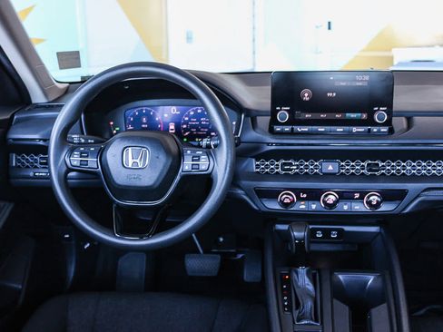 Certified 2025 Honda Accord LX image 13