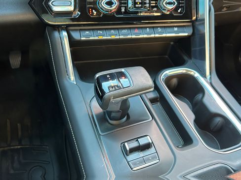 Used 2023 GMC Sierra 1500 Denali Ultimate image 21