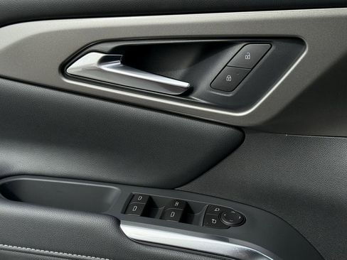 New 2026 Chevrolet Traverse LT image 20