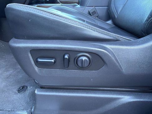 Certified 2019 Chevrolet Silverado 1500 High Country image 19