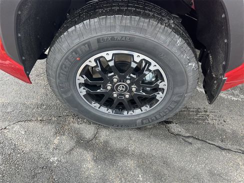 New 2025 Toyota Tundra SR5 image 10