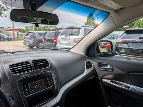 Used 2014 Dodge Journey SXT AWD/4WD image 26