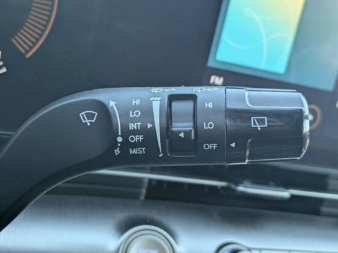 Used 2025 Hyundai Kona SEL image 26