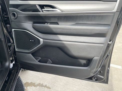 New 2026 Jeep Grand Wagoneer L 4WD w/ Premium Group I image 11