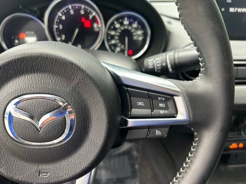 Used 2025 MAZDA MX-5 Miata Club RWD image 22
