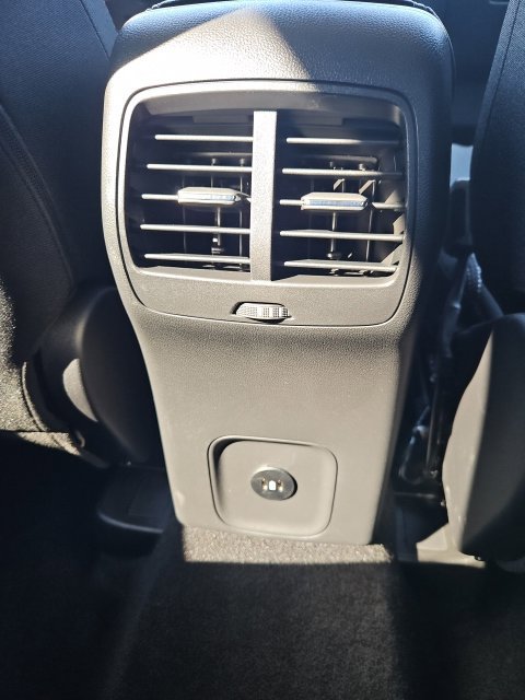 Used 2025 Ford Escape Active FWD image 10