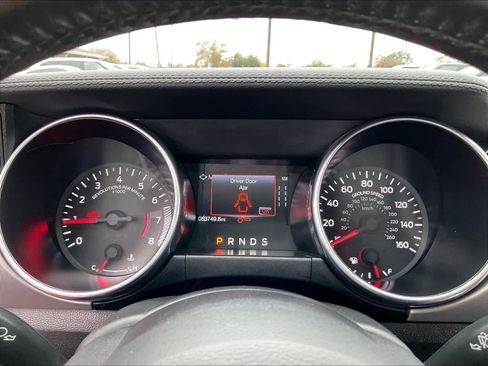 Used 2022 Ford Mustang Premium image 22