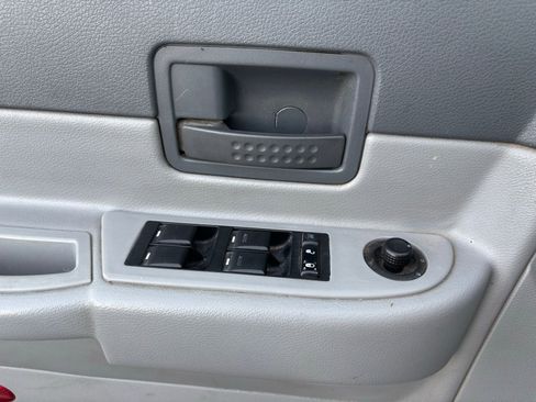 Used 2007 Dodge Durango SXT image 6