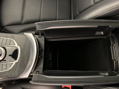 Used 2018 Mercedes-Benz GLC 300 image 30