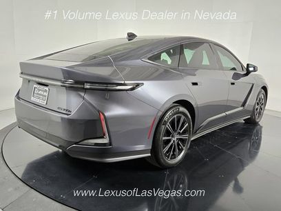 New 2026 Lexus ES 350e w/ Convenience Package
