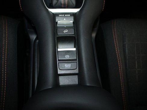 Certified 2025 Honda HR-V Sport image 30
