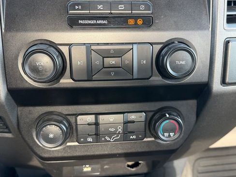 Used 2022 Ford F350 XL w/ Power Equipment Group image 30