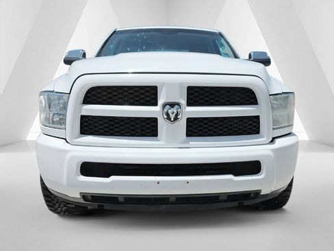 Used 2015 RAM 2500 Tradesman AWD/4WD image 2