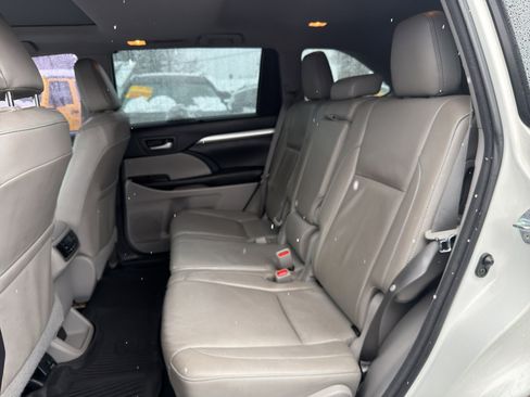 Used 2018 Toyota Highlander XLE w/ Protection Package #3 image 13