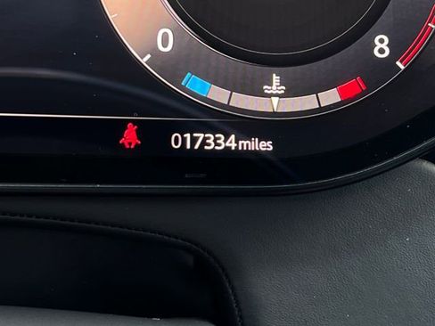 Used 2024 Land Rover Range Rover Long Wheelbase Autobiography image 32