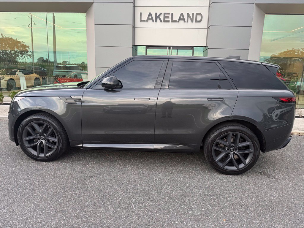 Used 2024 Land Rover Range Rover Sport Dynamic SE AWD/4WD image 1
