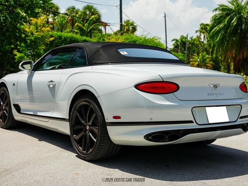 Used 2020 Bentley Continental GT V8 First Edition image 18