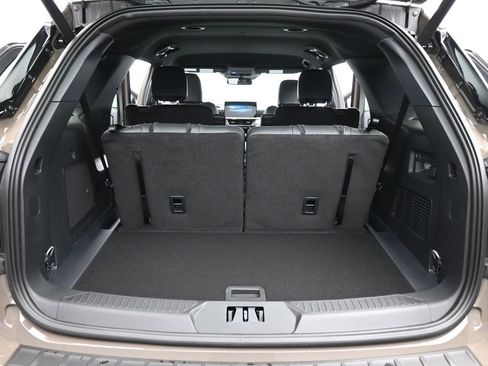 Used 2026 Ford Explorer ST-Line w/ ST-Line Street Pack RWD image 27