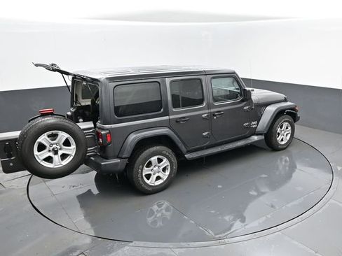 Used 2019 Jeep Wrangler Unlimited Sport S image 26