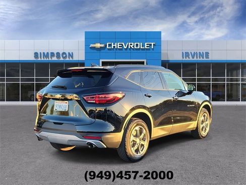 Used 2025 Chevrolet Blazer LT w/ Convenience Package image 8