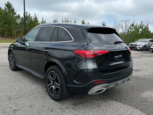 Certified 2025 Mercedes-Benz GLC 300 GLC 300 image 9
