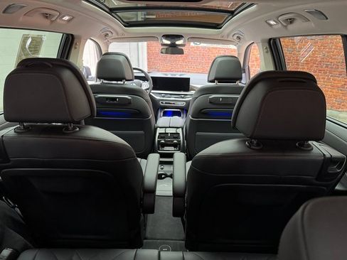 Certified 2025 BMW X7 xDrive40i w/ Premium Package image 29