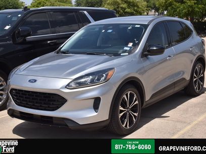 Used 2021 Ford Escape SE w/ SE Sport Appearance Package
