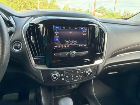 Used 2021 Chevrolet Traverse LS w/ LPO, Blackout Package FWD image 14