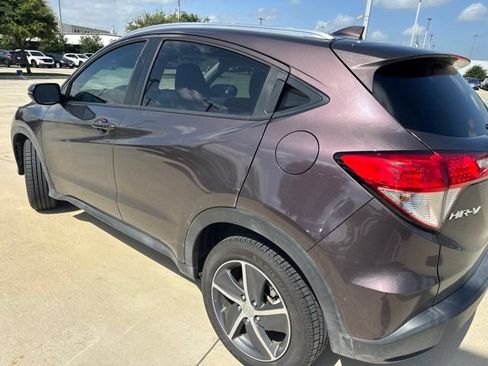 Used 2022 Honda HR-V EX image 4
