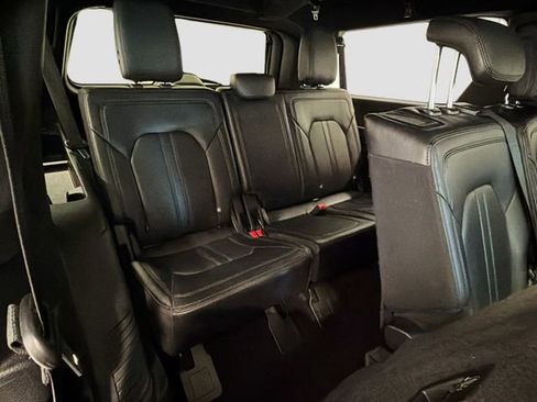 Used 2021 Ford Expedition Max Limited AWD/4WD image 25