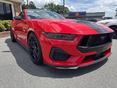 Used 2024 Ford Mustang GT Premium w/ GT Performance Package RWD image 8