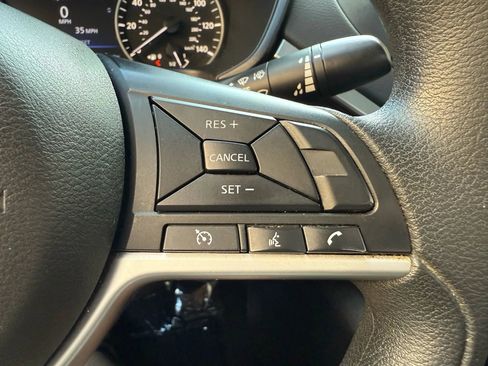 Used 2021 Nissan Altima 2.5 SV image 14