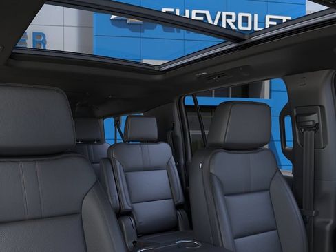 New 2026 Chevrolet Suburban RST w/ RST Capability Package AWD/4WD image 24